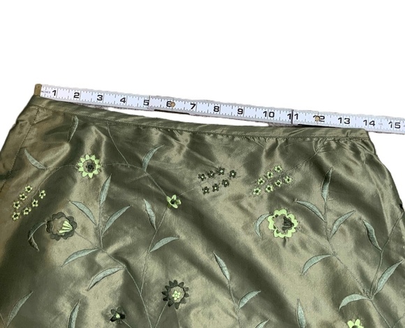 NY & CO Green Embroidered Floral Womens 100% Silk Pencil Skirt Size 6 Boho Chic - Picture 8 of 11